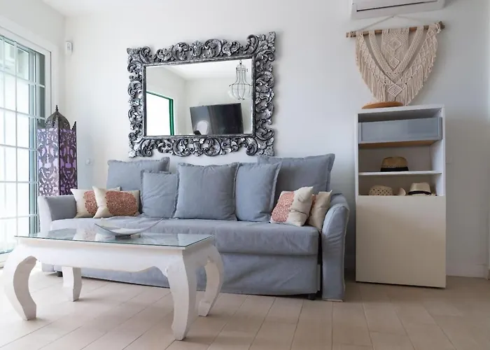 Junto Al Mar En Abrigos לוס אבריגוס